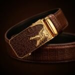 Men's premium brown crocodile embossed leather belt featuring a 3D gold tone wolf motif automatic buckle (4)